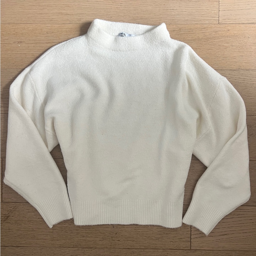 Zara White Sweater